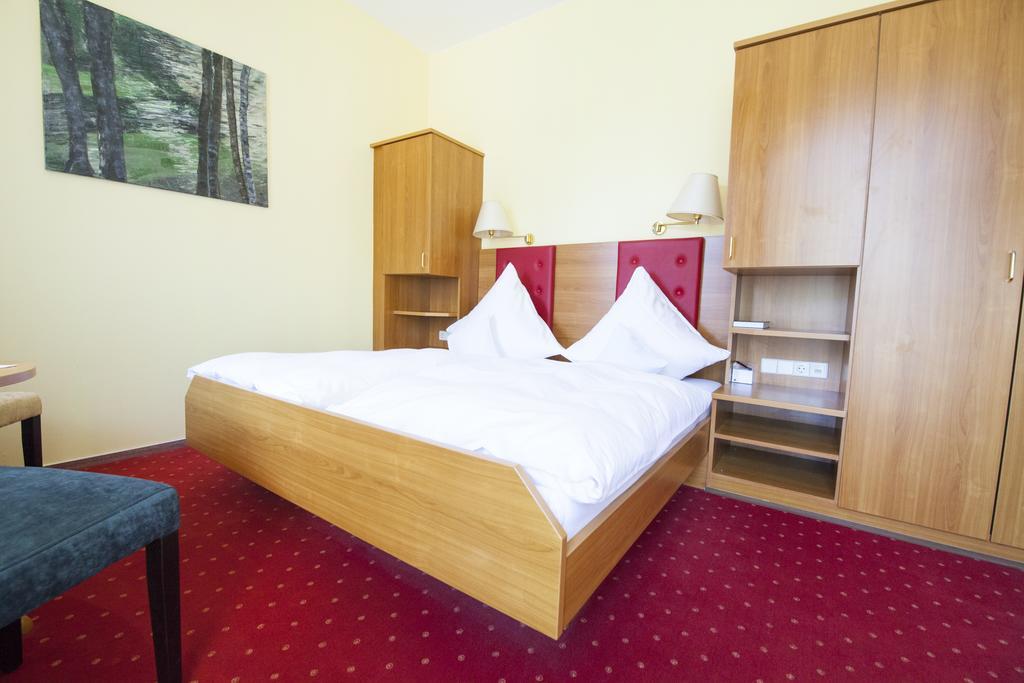 Hotel Sieben Linden Lauterbach  Phòng bức ảnh