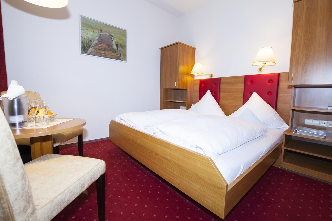 Hotel Sieben Linden Lauterbach  Ngoại thất bức ảnh